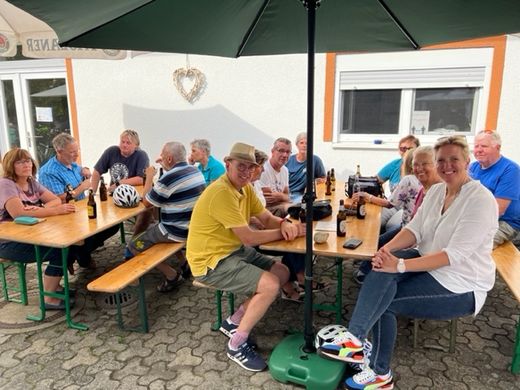 Der Abschluss der CDU-Radtour fand bei einer Einkehr im Kastanienhof statt.